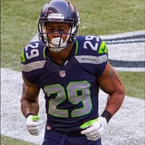 Meet your Posher, Juelz